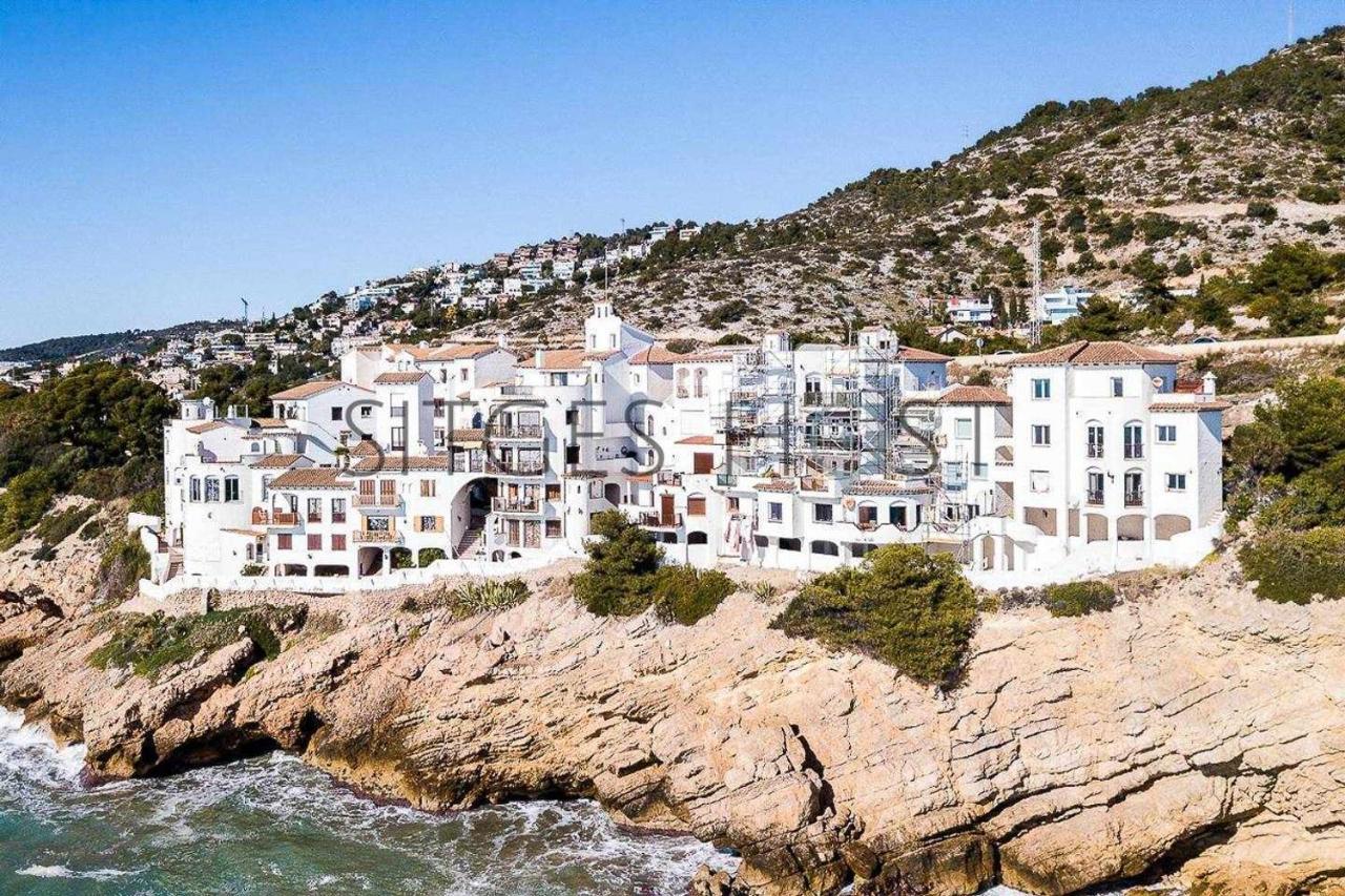 شقة Alojate En Una Torre Sobre El Mar سيدجيس المظهر الخارجي الصورة